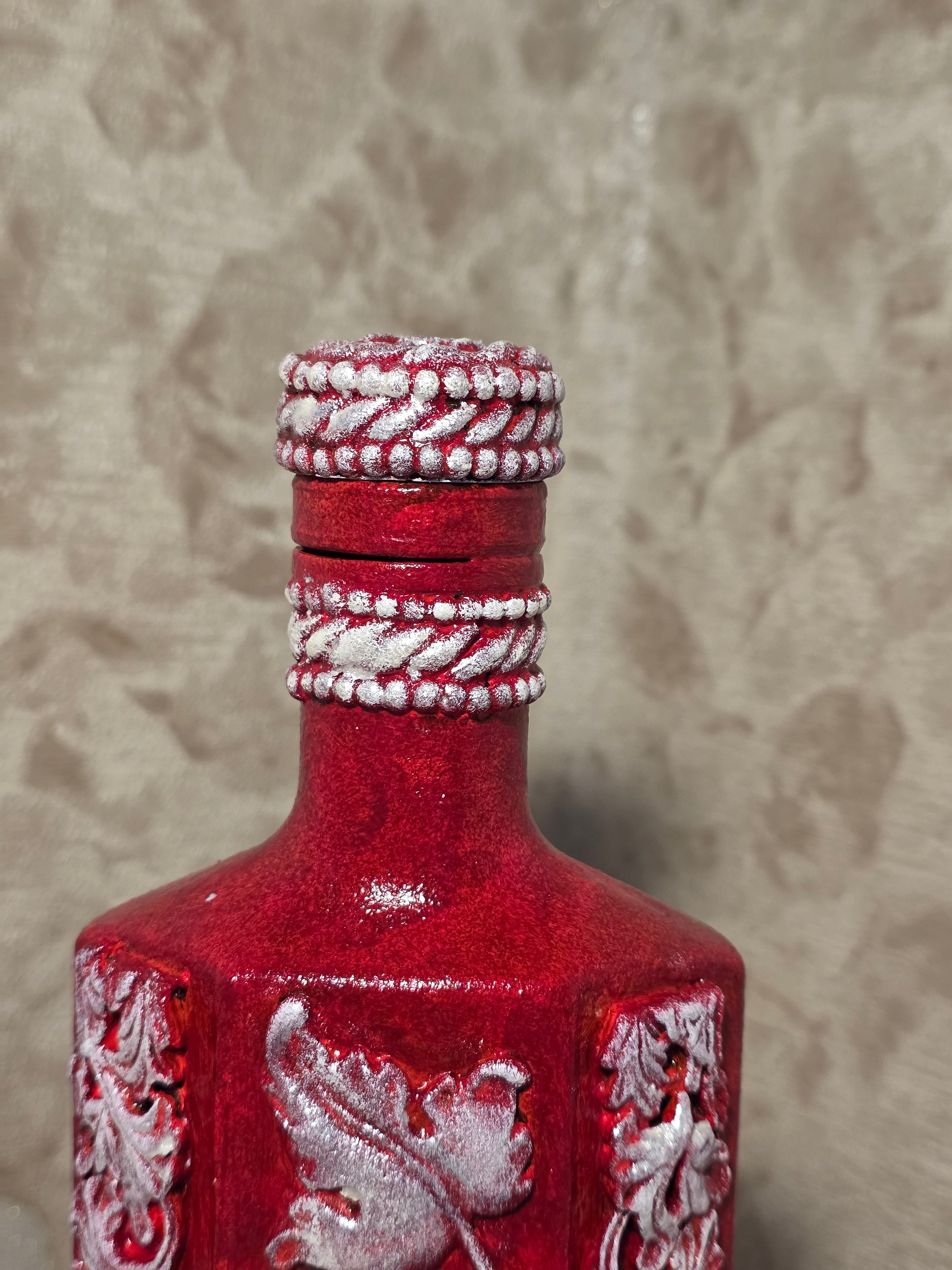 Decorated Bottle - Burgundy Red with Grape Leaves 3D Baroque 800ml (27oz) 32cm (12.6in)