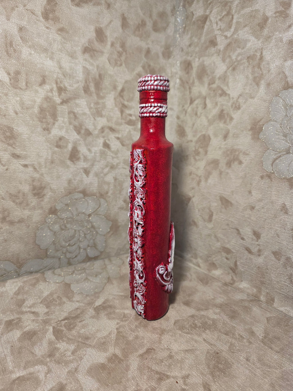 Decorated Bottle - Burgundy Red with Grape Leaves 3D Baroque 800ml (27oz) 32cm (12.6in)