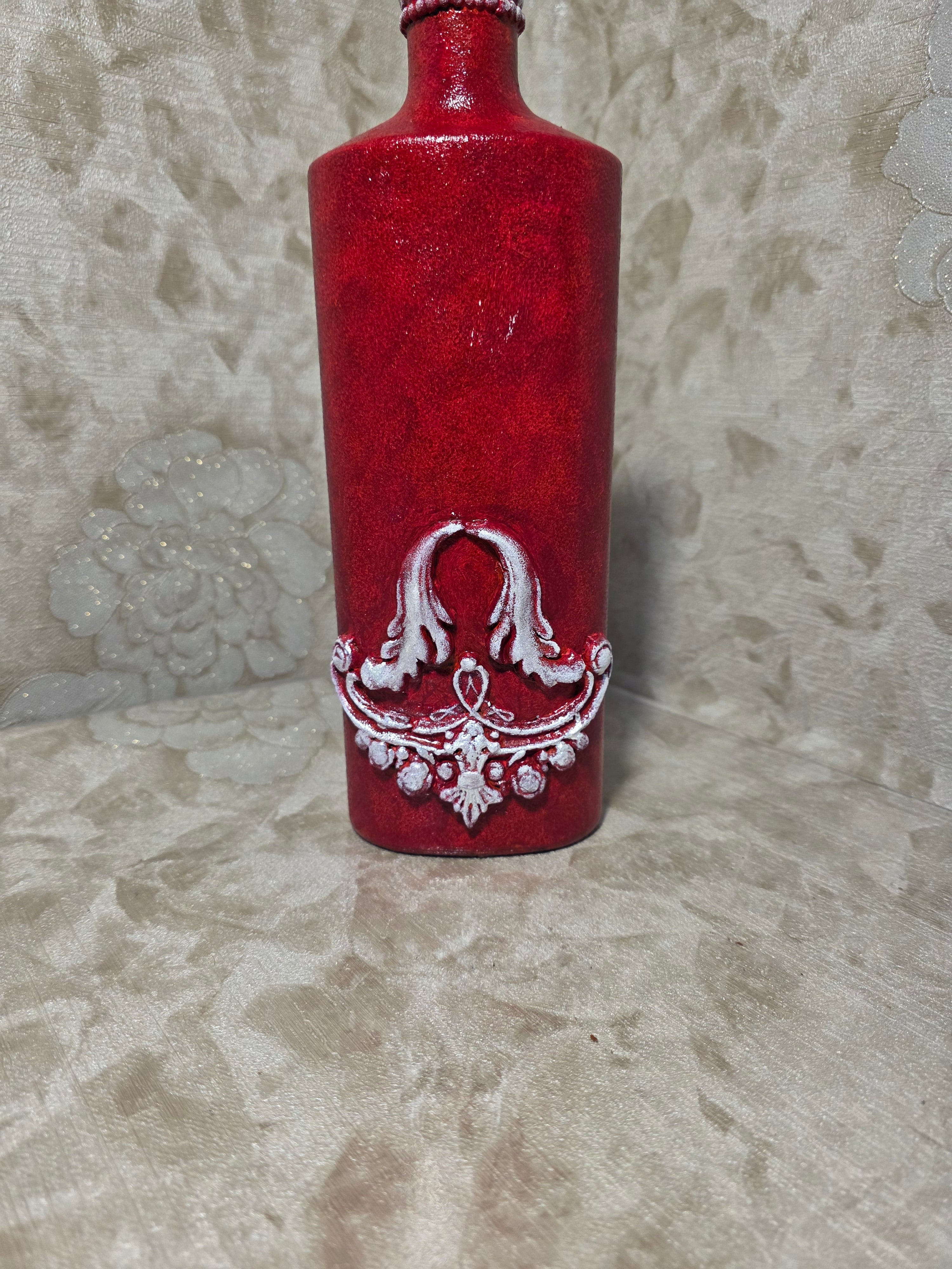 Decorated Bottle - Burgundy Red with Grape Leaves 3D Baroque 800ml (27oz) 32cm (12.6in)