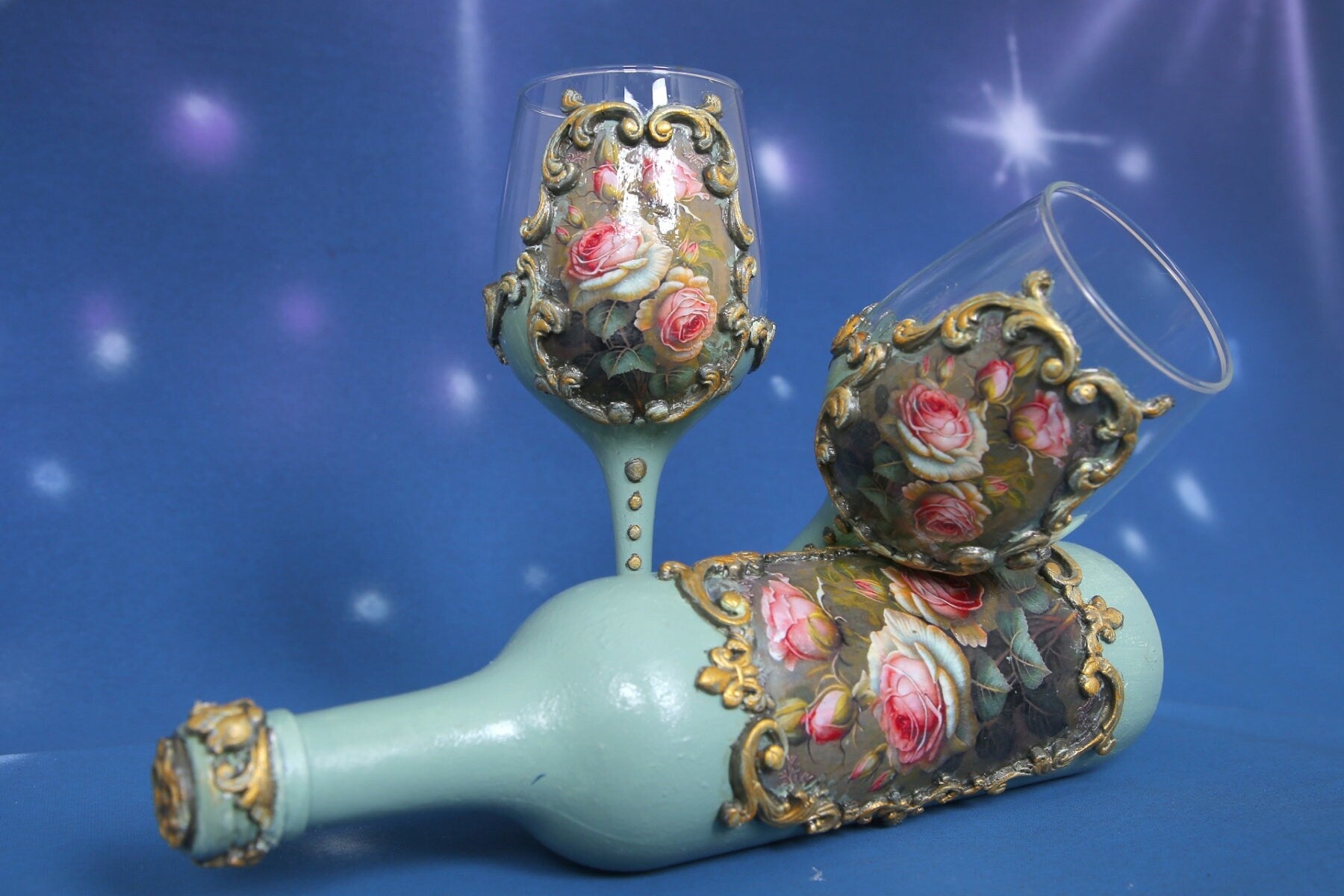 Luxury Mint Green Rose Wine Set - Handcrafted Bottle & 2 Glasses with Baroque Ornaments