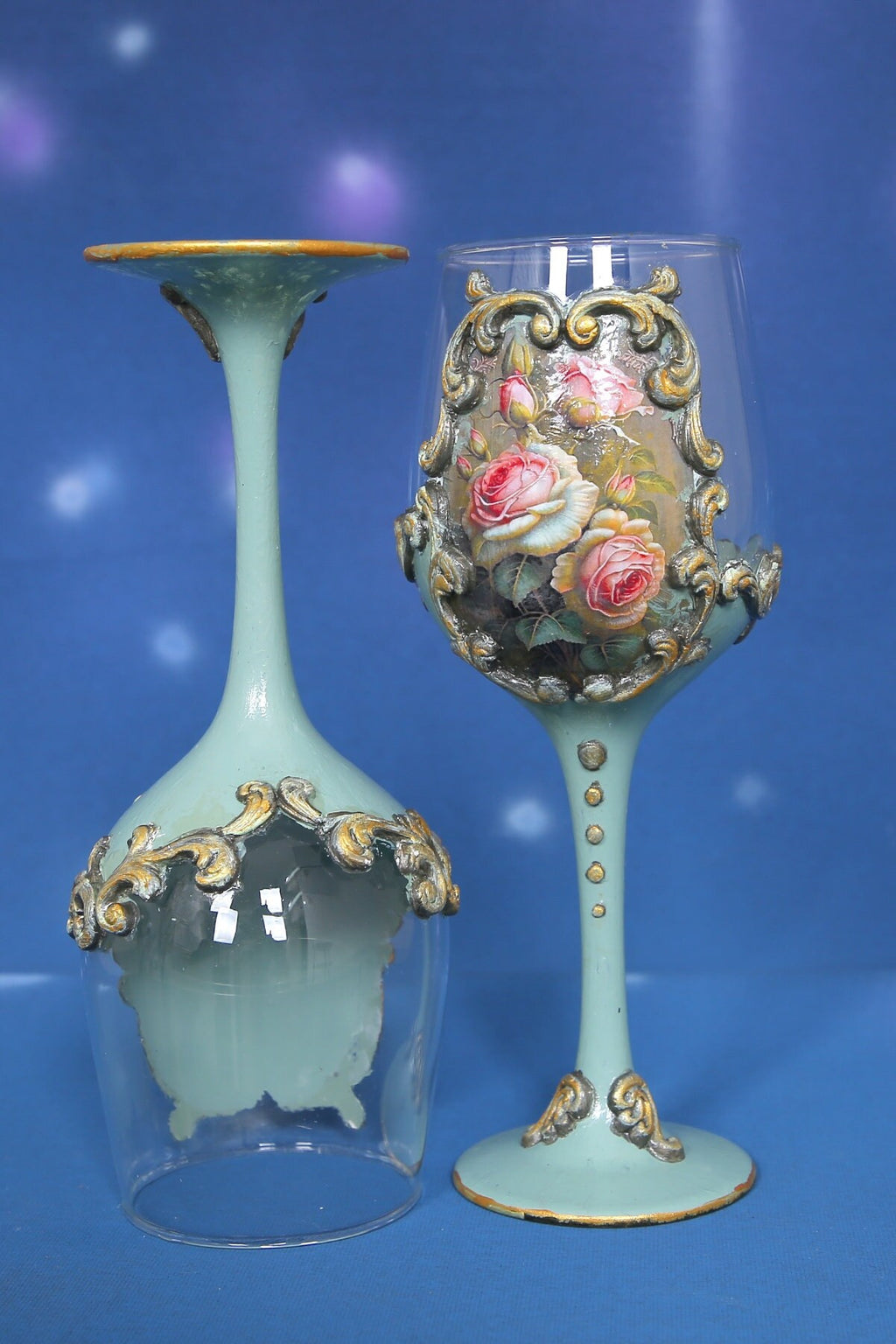 Luxury Mint Green Rose Wine Set - Handcrafted Bottle & 2 Glasses with Baroque Ornaments