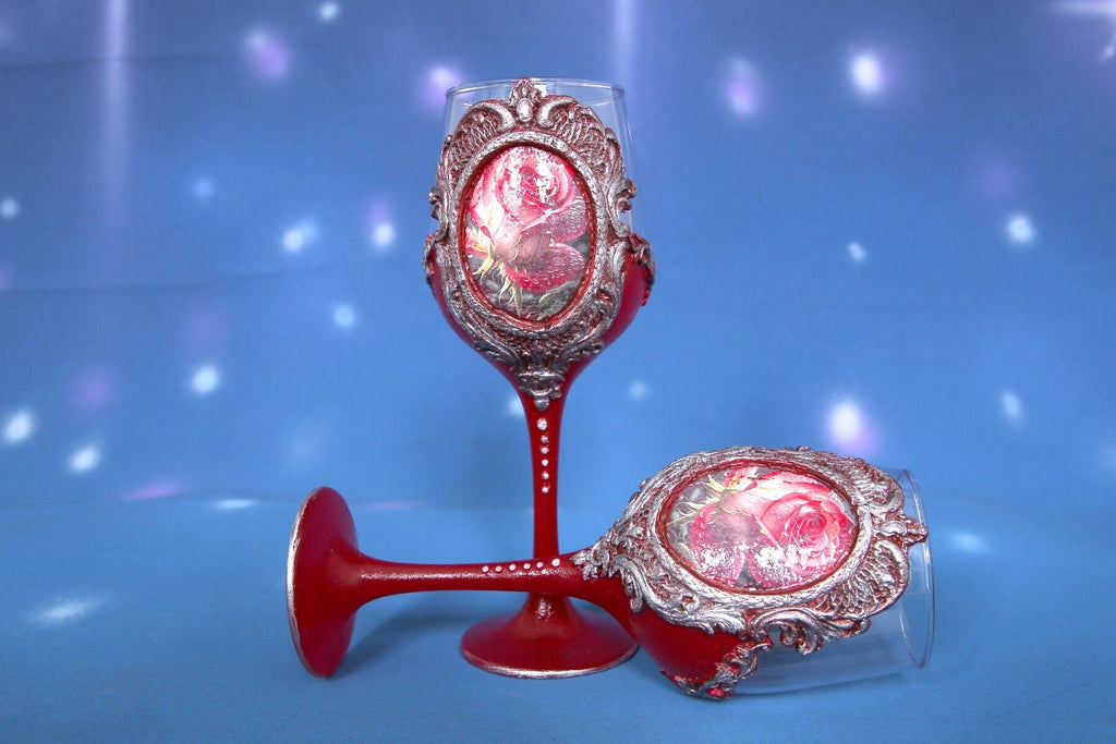Decorated wine glass with red roses - Handmade