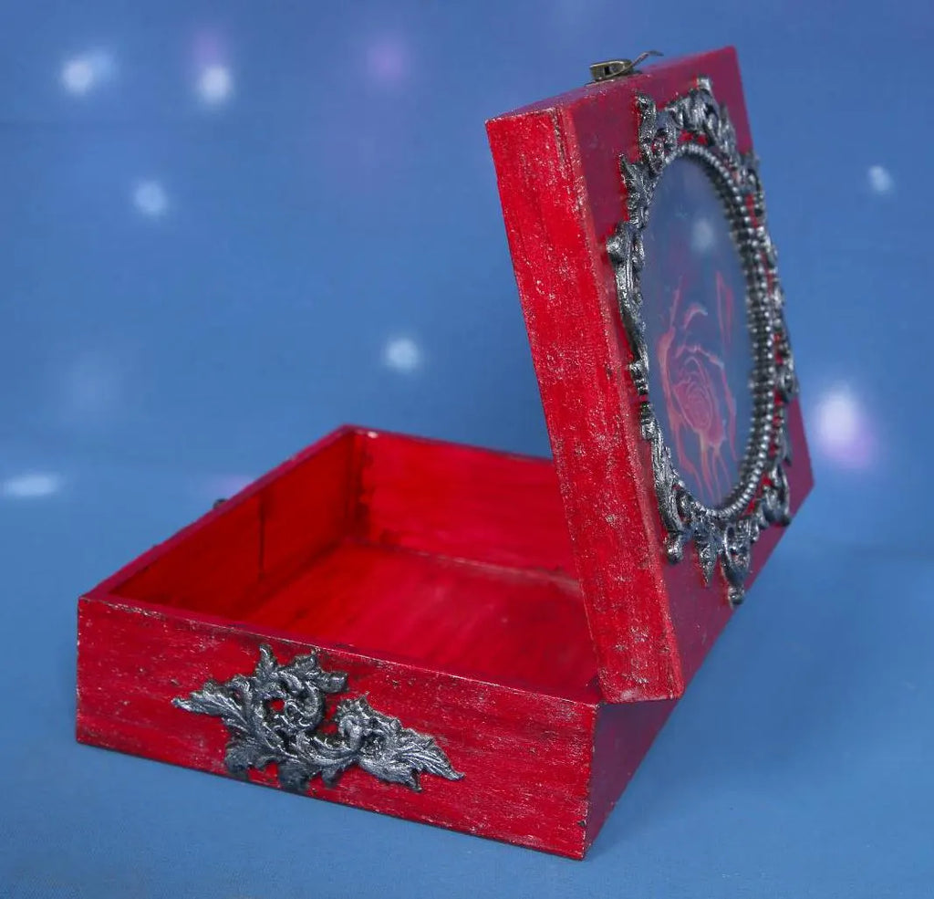 Gothic Rose Keepsake Box - Distressed Red with Photo Frame