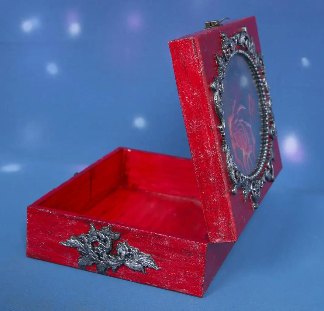 Gothic Rose Keepsake Box - Distressed Red with Photo Frame