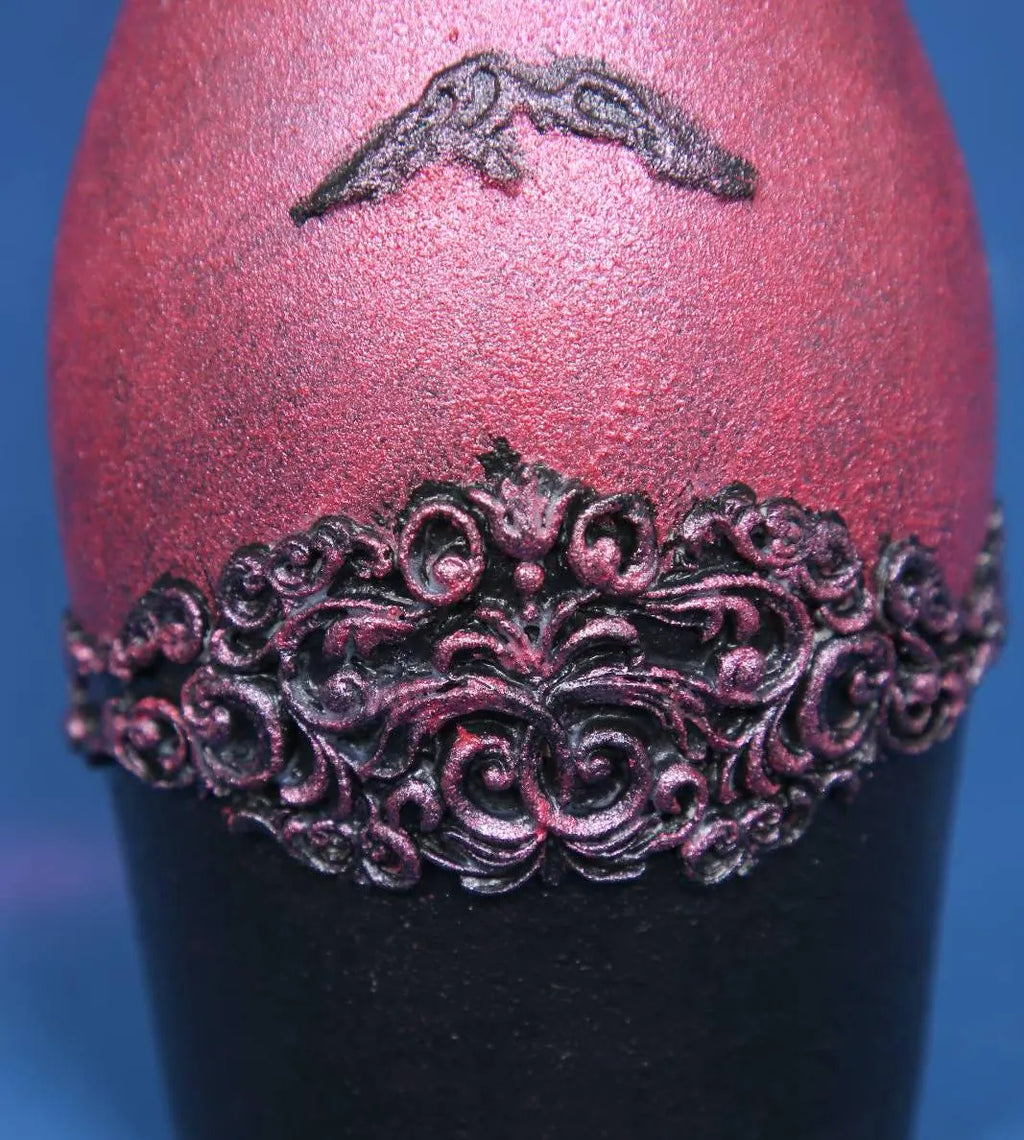 Gothic Romance Decorated Bottle - Pink & Black 800ml