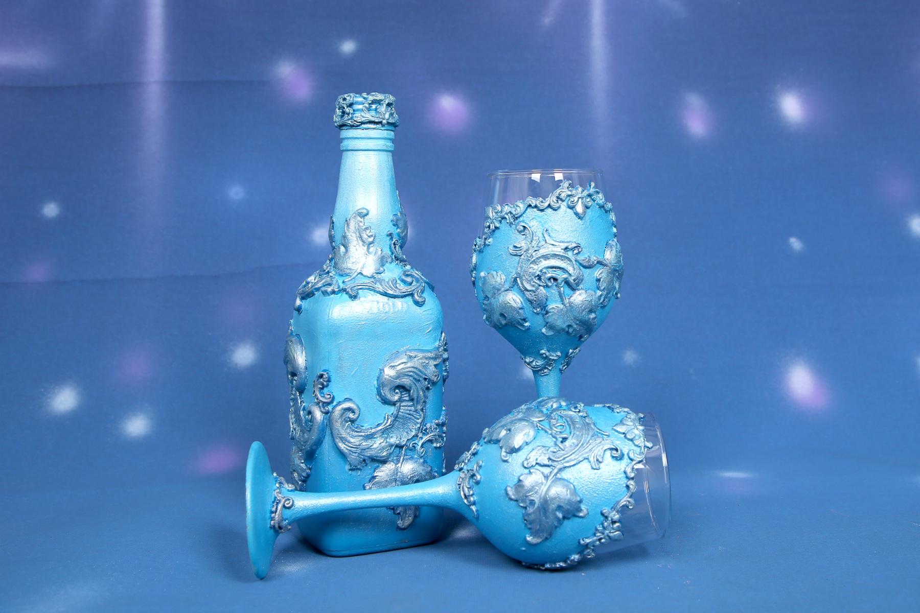 Luxury Ocean Blue Metallic Wine Set - Handcrafted Bottle & 2 Glasses with Silver Baroque Ornaments
