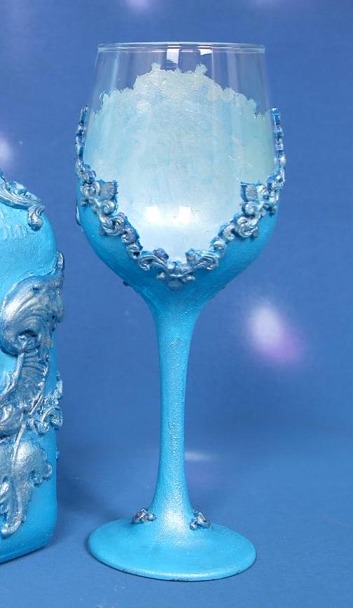 Luxury Ocean Blue Metallic Wine Set - Handcrafted Bottle & 2 Glasses with Silver Baroque Ornaments