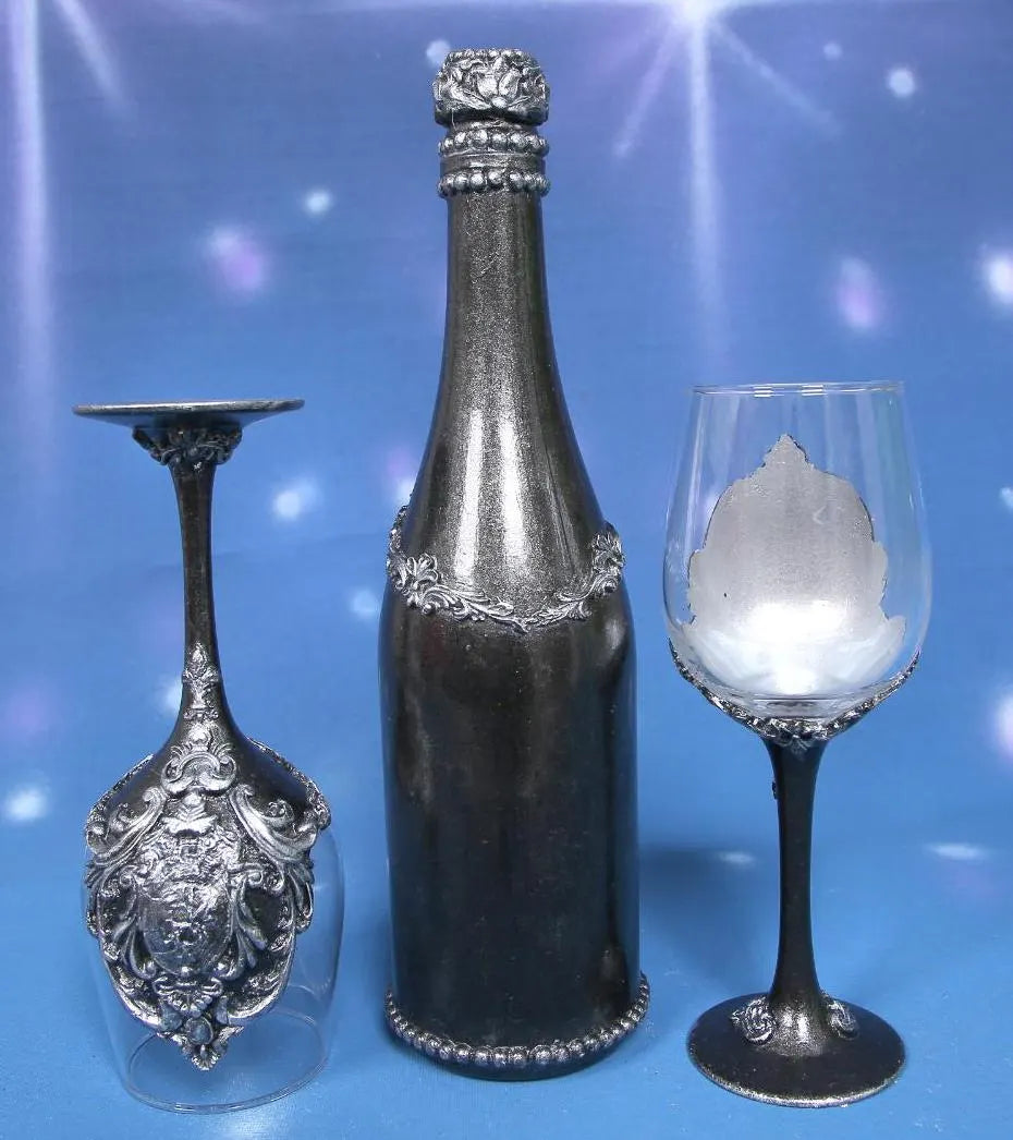 Luxury Wine Set - Black and Silver