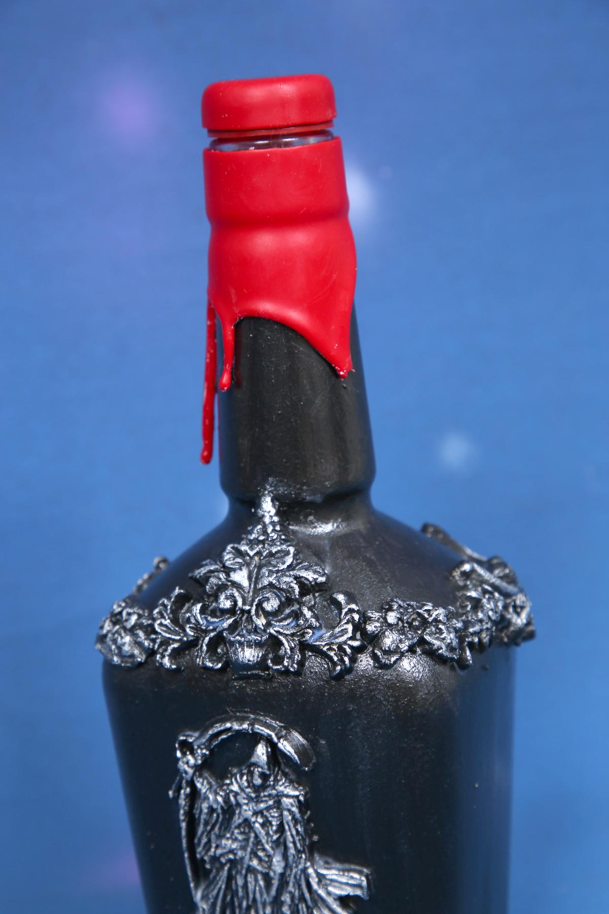 Gothic Decorated Bottle - Death & Dragon Black Silver 700ml