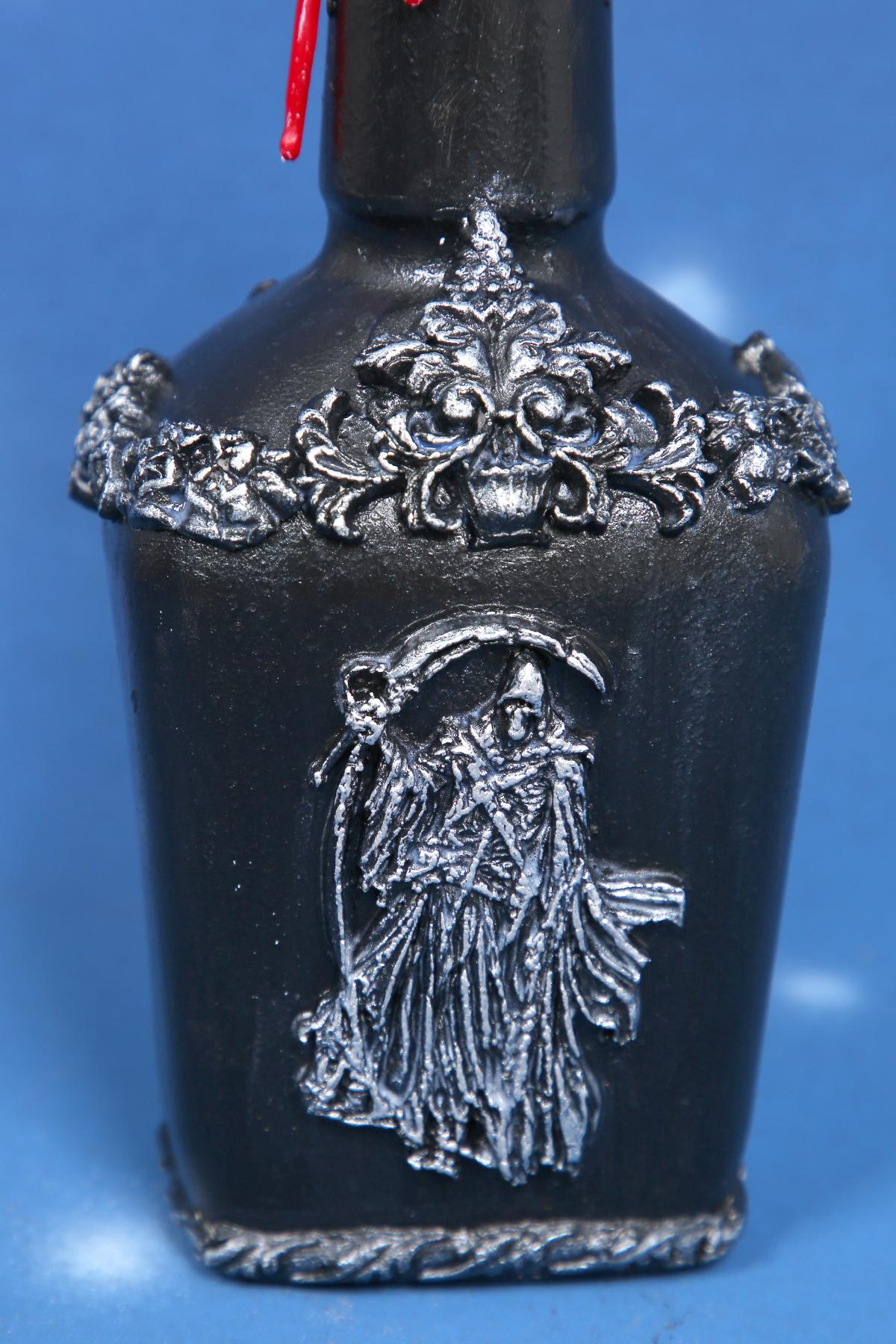 Gothic Decorated Bottle - Death & Dragon Black Silver 700ml