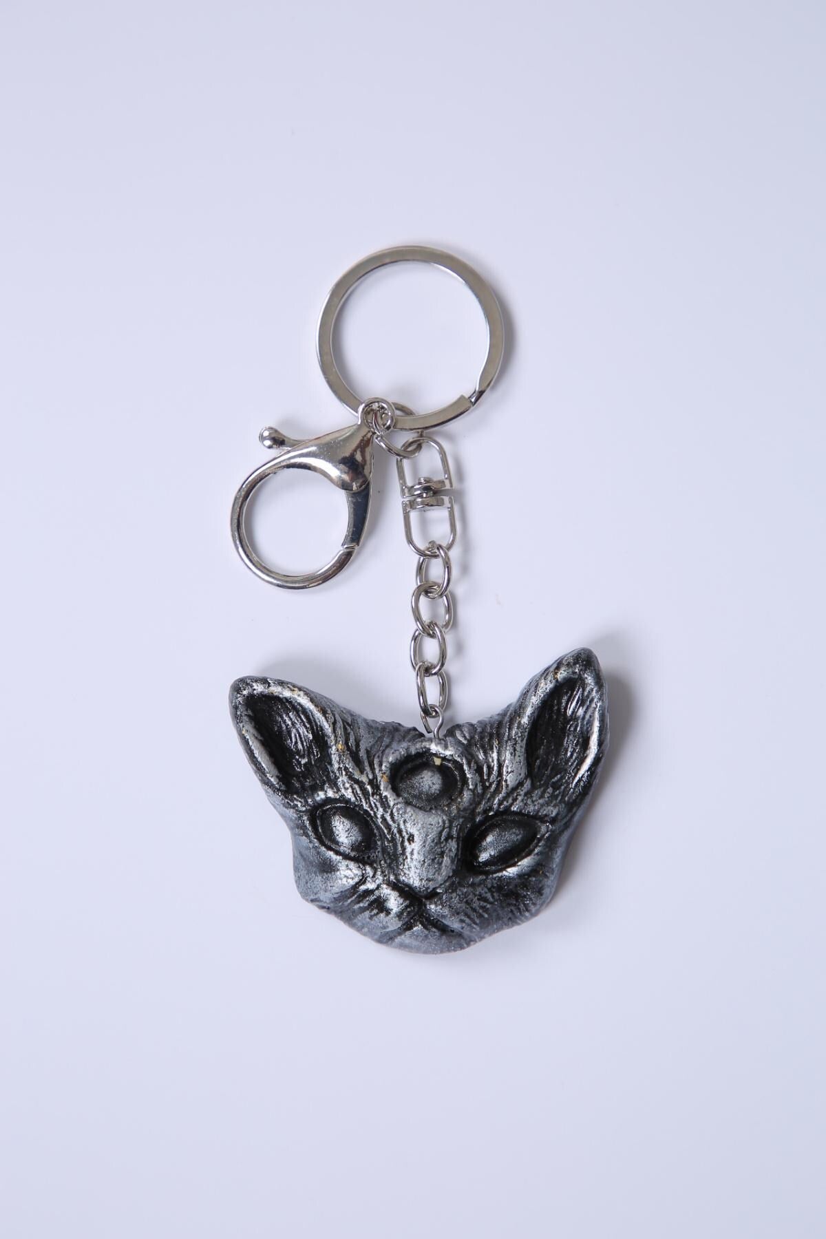 Three-Eyed Cat Keychain - Mystical Black & Silver Resin Charm