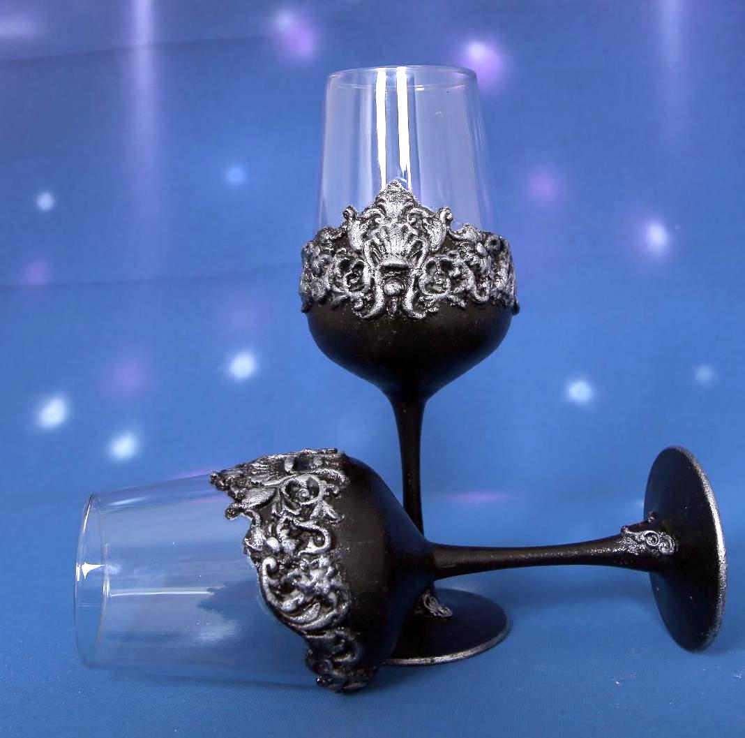 Handcrafted Gothic Baroque Wine Glasses Set of 2 - Black & Silver Decor