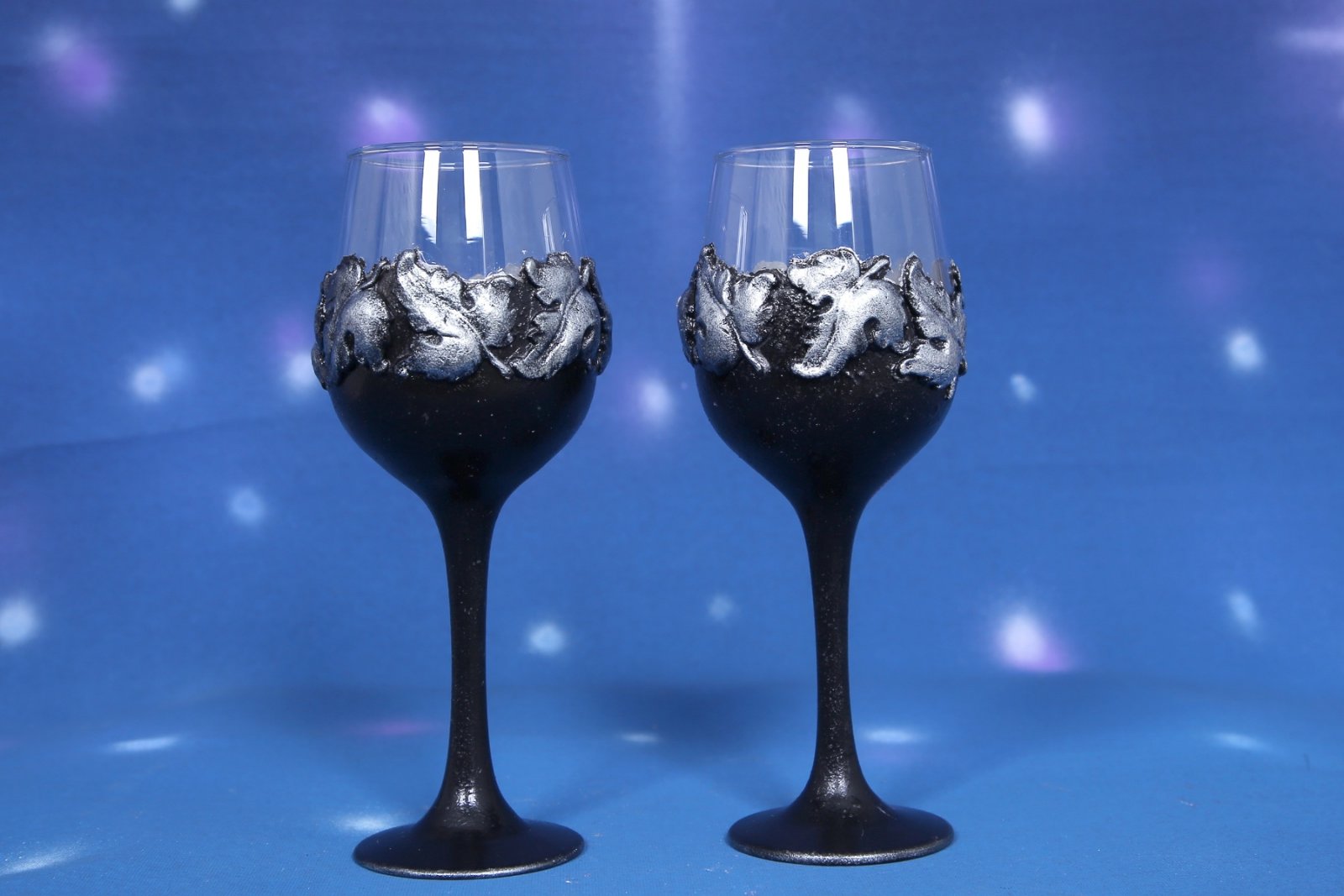 Handcrafted Gothic Wine Glasses - Set of 2 with Silver Ornaments