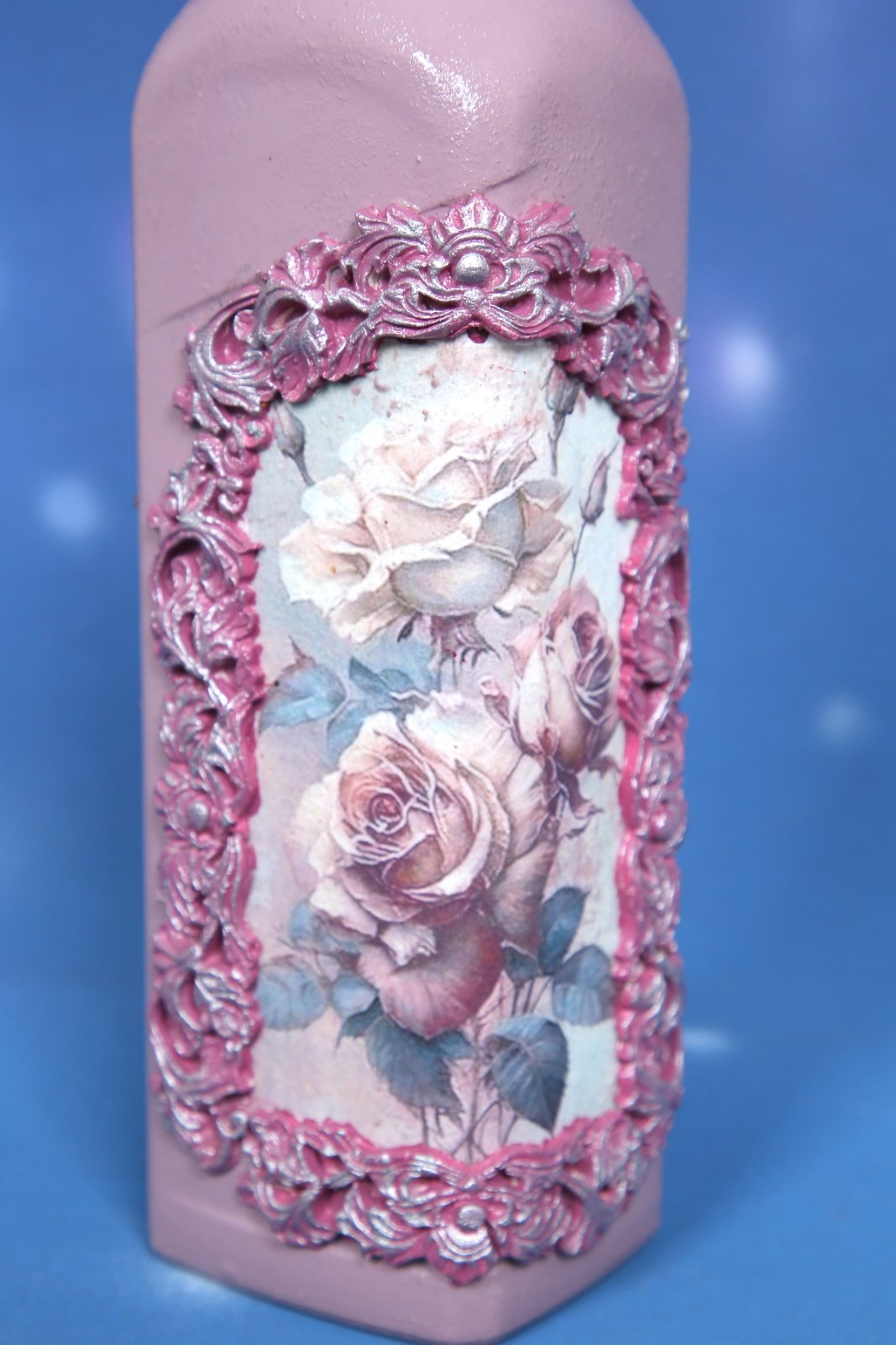 Handcrafted Rose Wine Set - Bottle & 2 Glasses with Ornate Embellishments