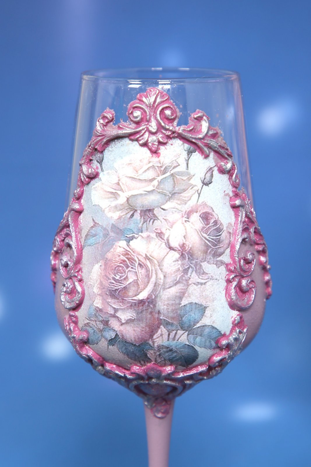 Handcrafted Rose Wine Set - Bottle & 2 Glasses with Ornate Embellishments