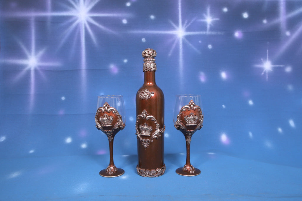 Royal Crown Wine Set - Bottle & 2 Glasses with Bronze & Silver Accents