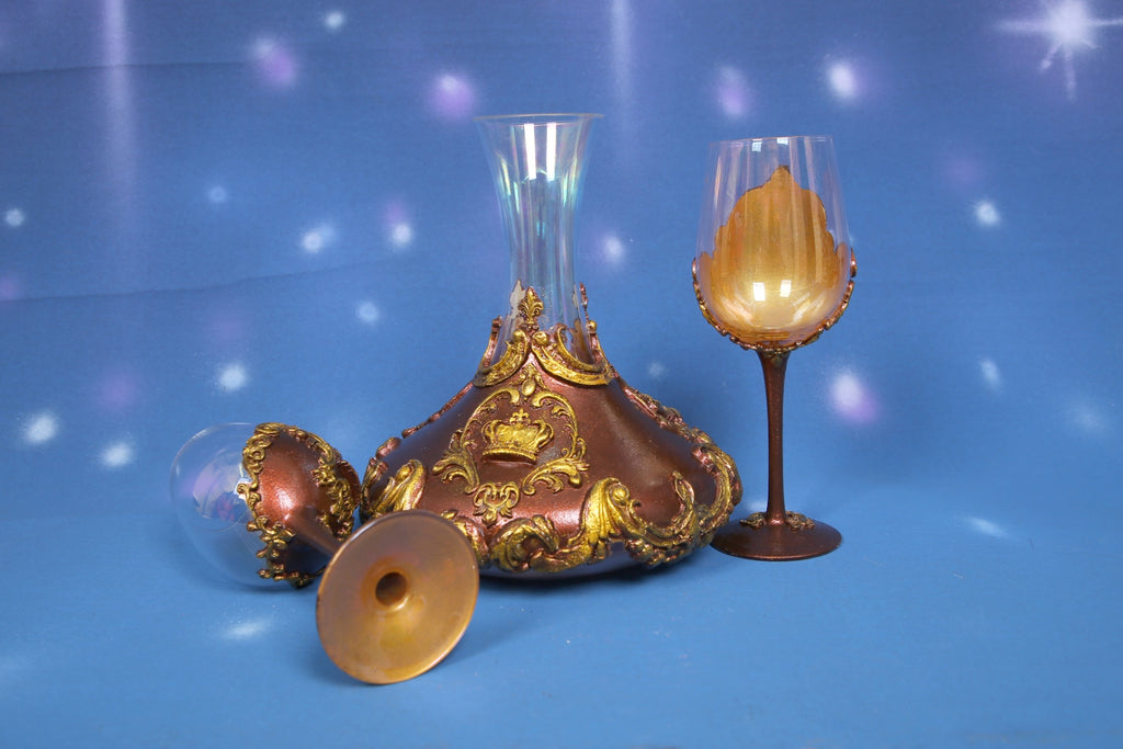 Luxury Wine Decanter Set - Gold Baroque Crown 3-Piece (Decanter 25cm + 2 Glasses 23cm 350ml)