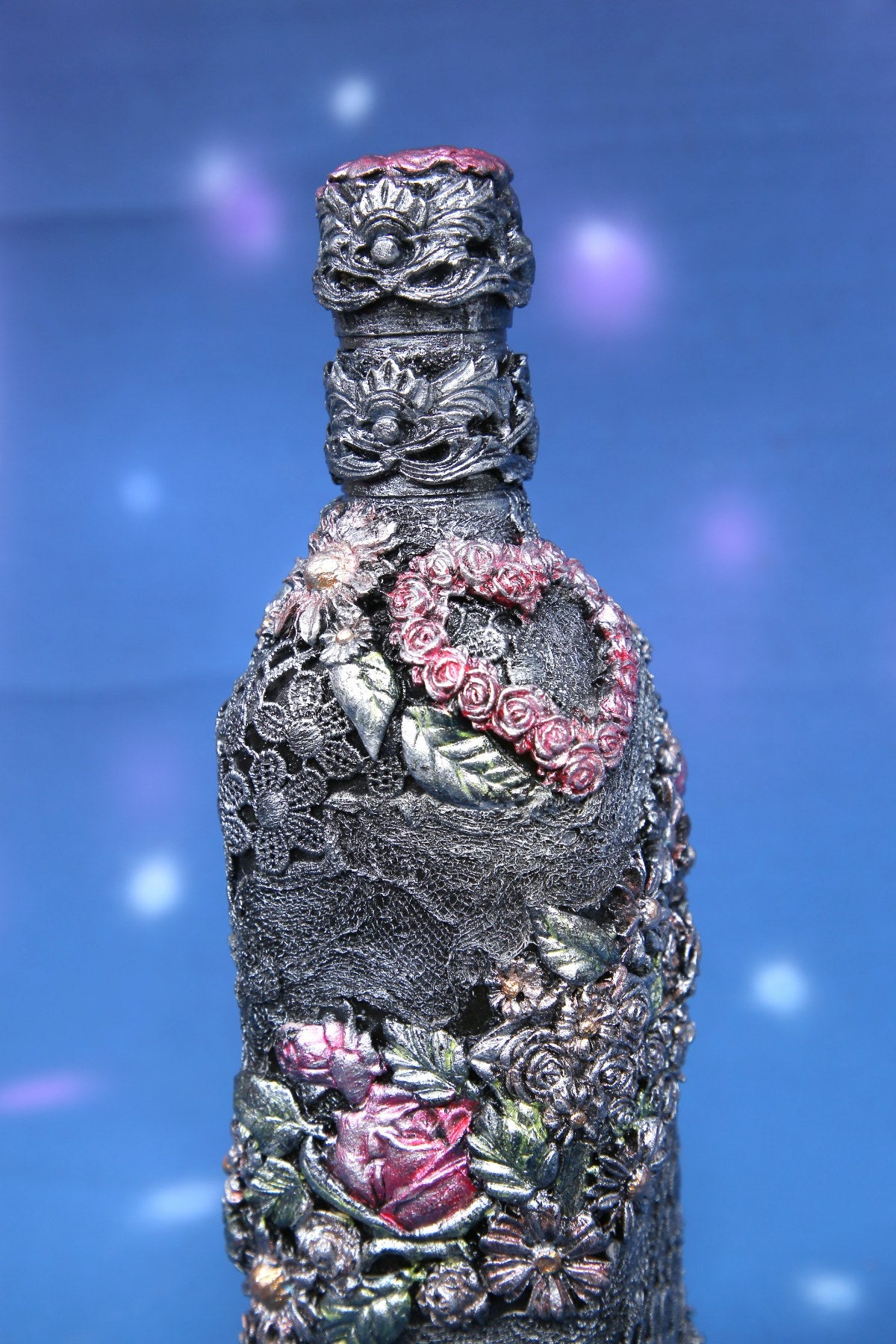 Decorated Bottle - Graphite Gray with Pink and Green Roses, 3D Baroque, 800 ml (27 oz), 29 cm (11.4 in)