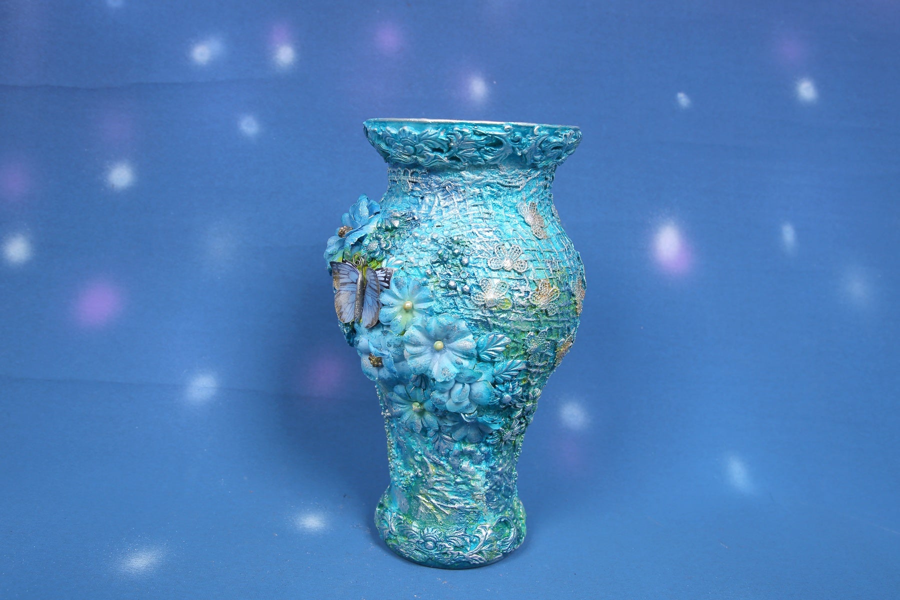 Turquoise Blue Textured Vase with 3D Butterfly & Floral Ornaments