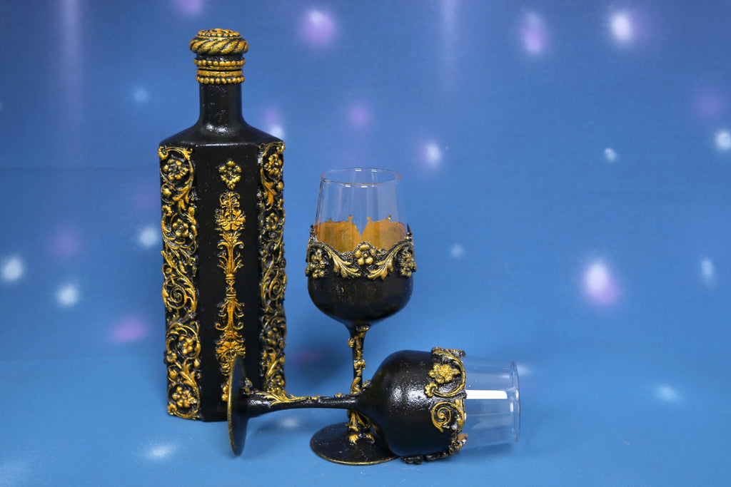 Luxury Black & Gold Red Wine Decanter Set with 2 Glasses