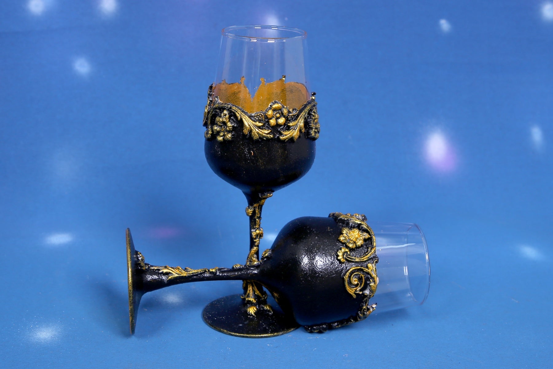 Luxury Black & Gold Red Wine Decanter Set with 2 Glasses