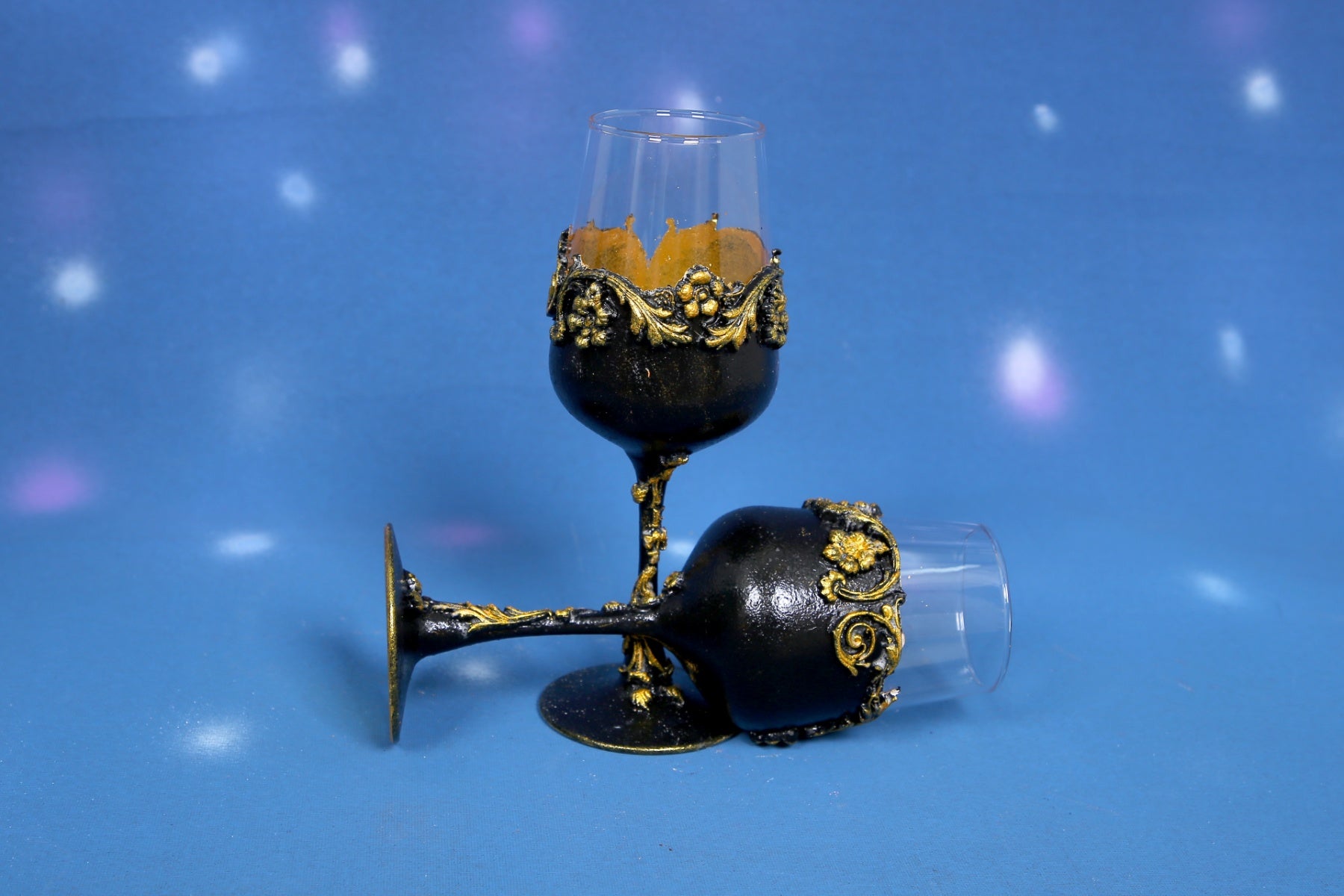 Luxury Black & Gold Red Wine Decanter Set with 2 Glasses