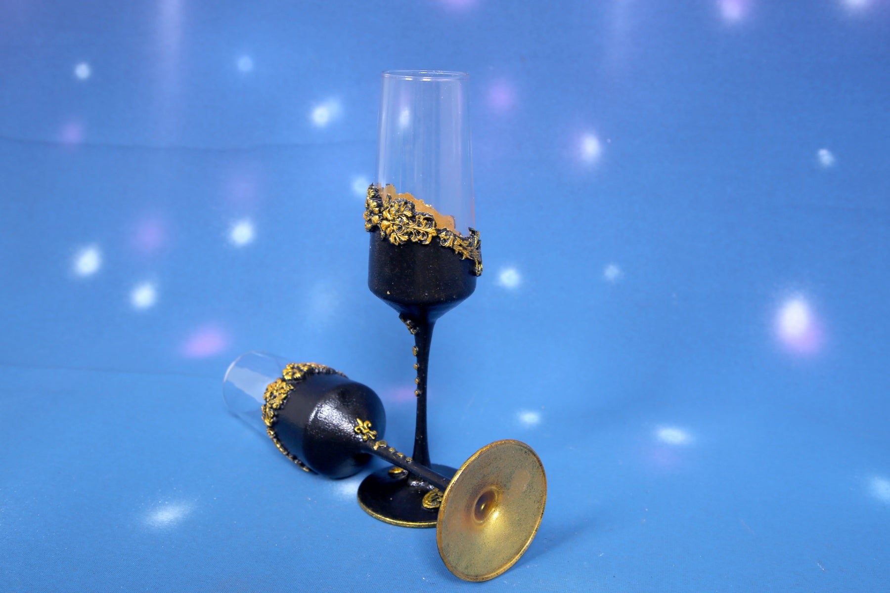 Luxury Black & Gold Wine Bottle Set with 2 Glasses